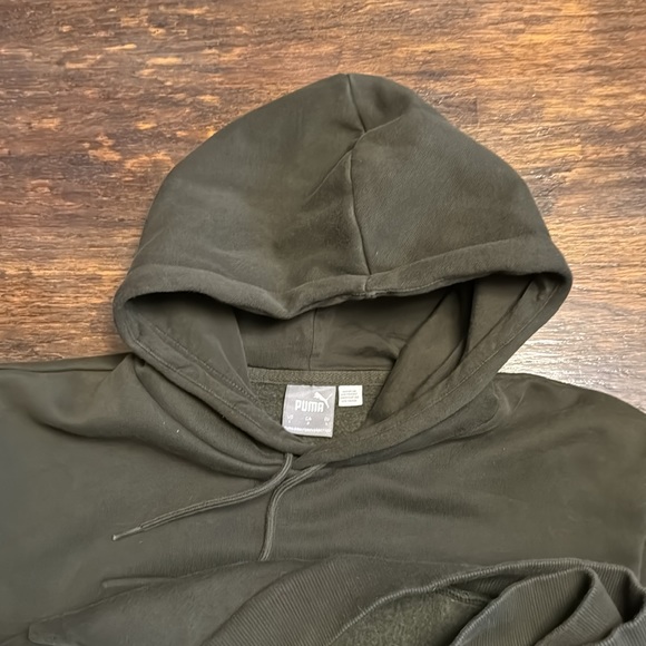 PUMA Green Hoodie - Size Large - Sporty Style - Picture 3 of 5